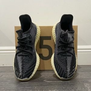 Yeezy Boost 350 V2 Carbon